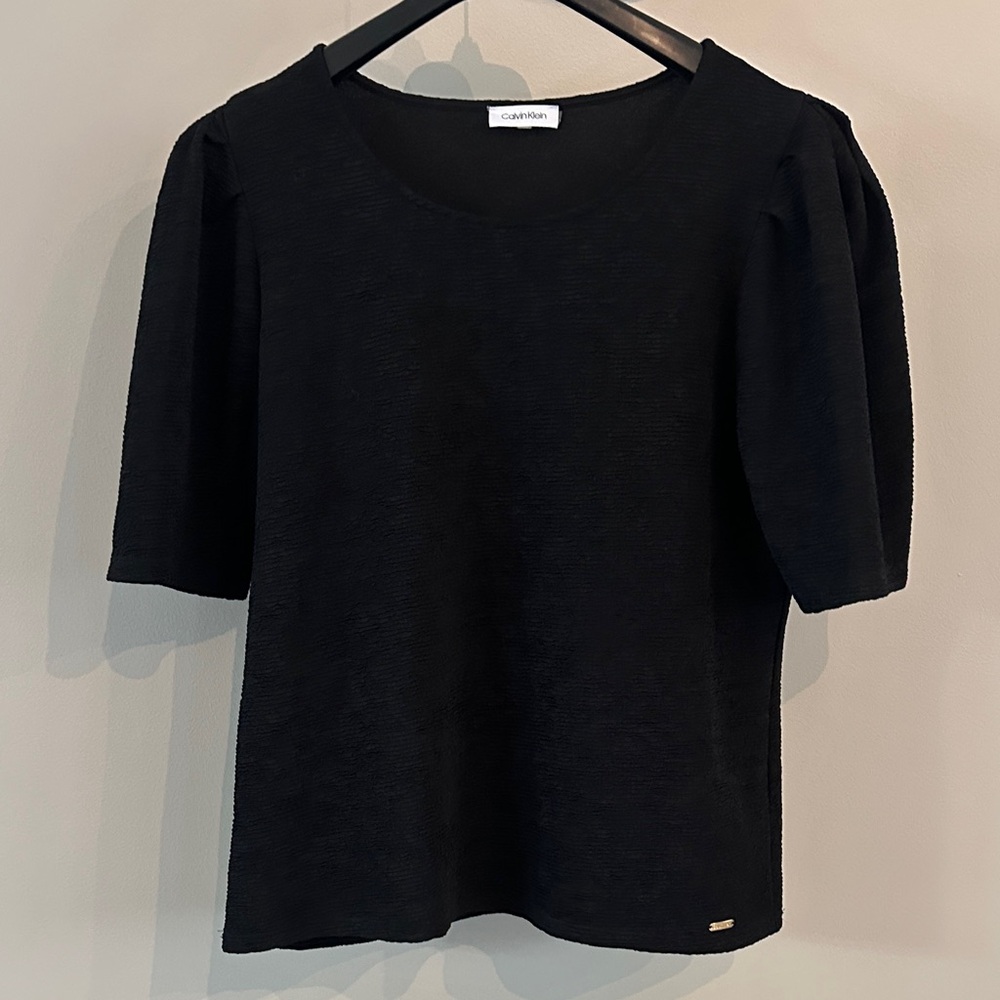 Calvin Klein Women's Elegant Black Puff Sleeve Blouse